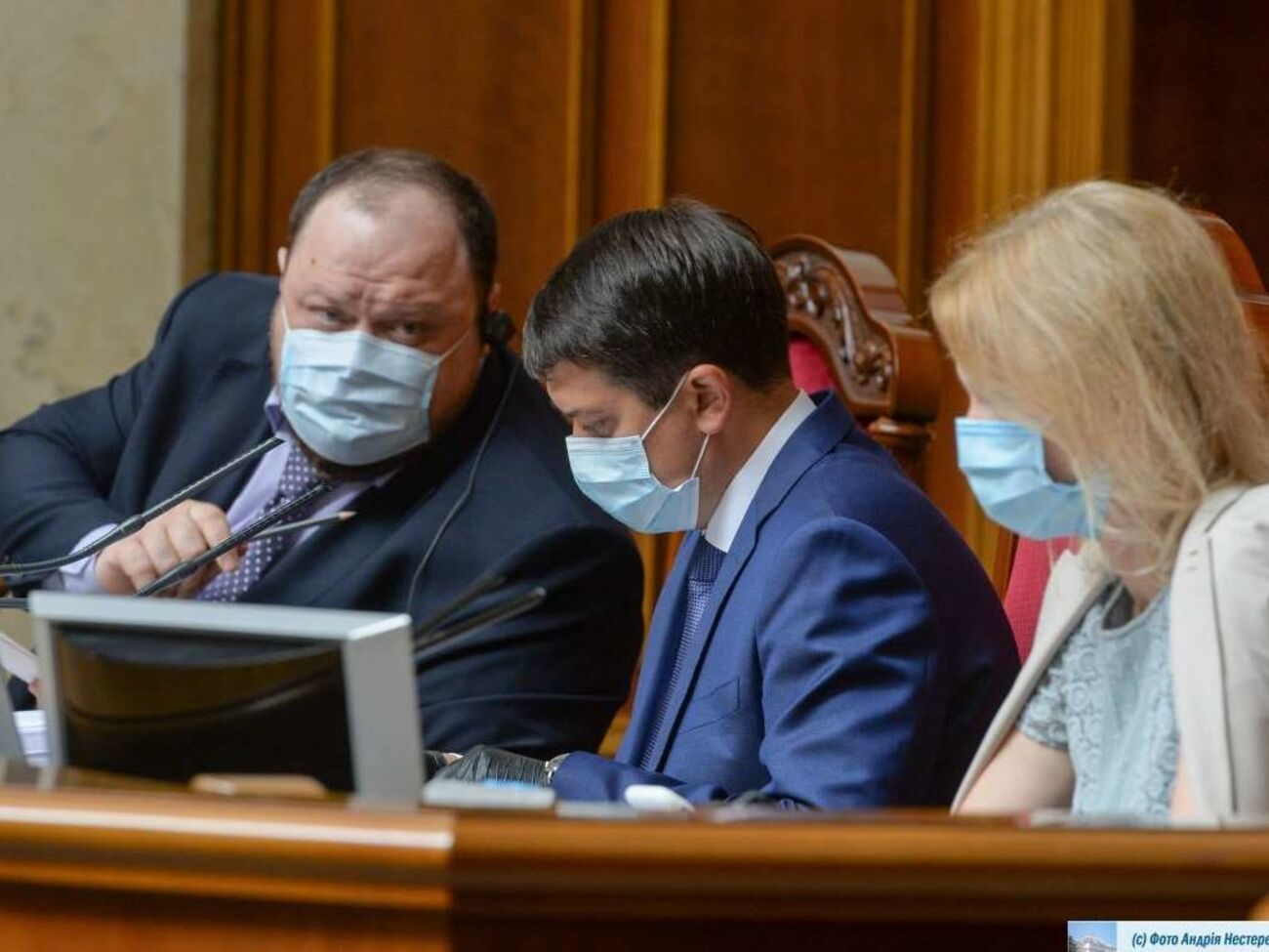 Три постановления о блокировке закона ставились на голосование