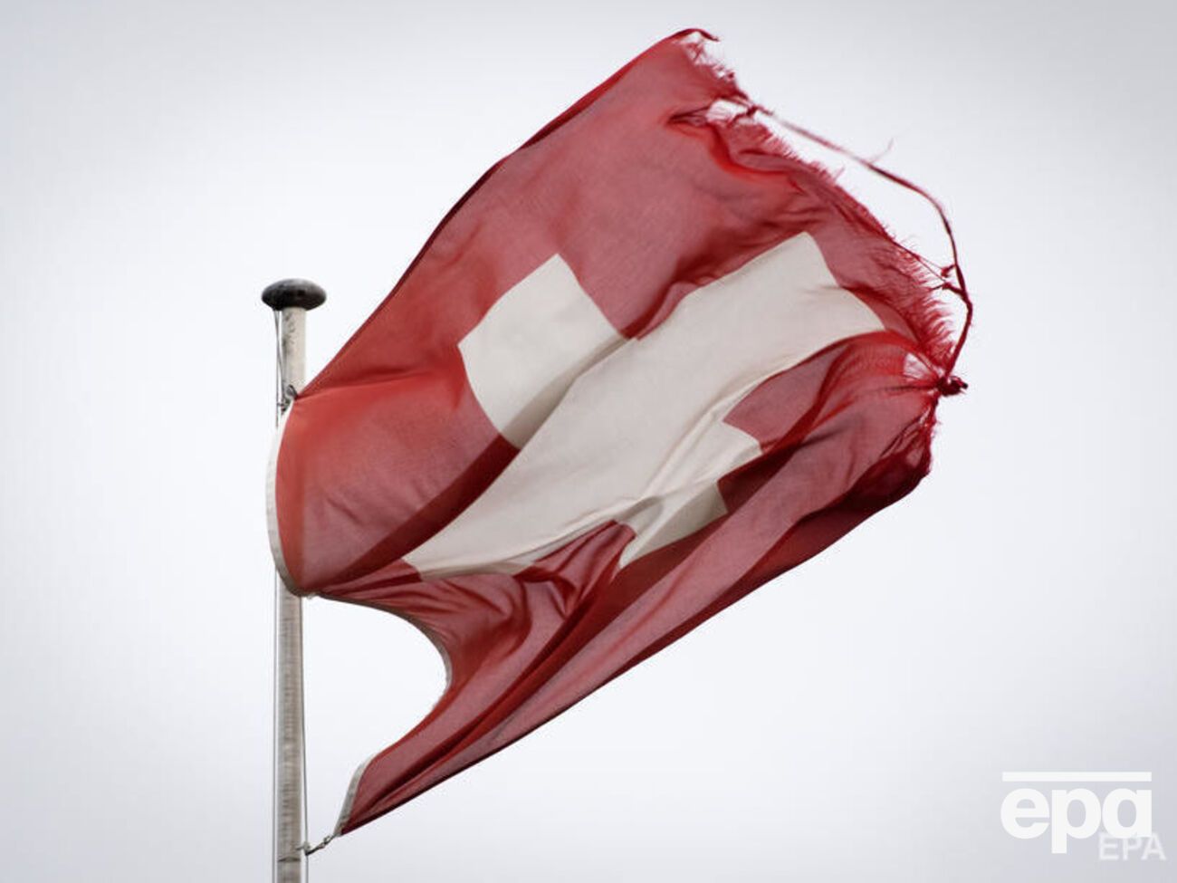 Швейцария ослабила ограничения для не состоящих в браке пар