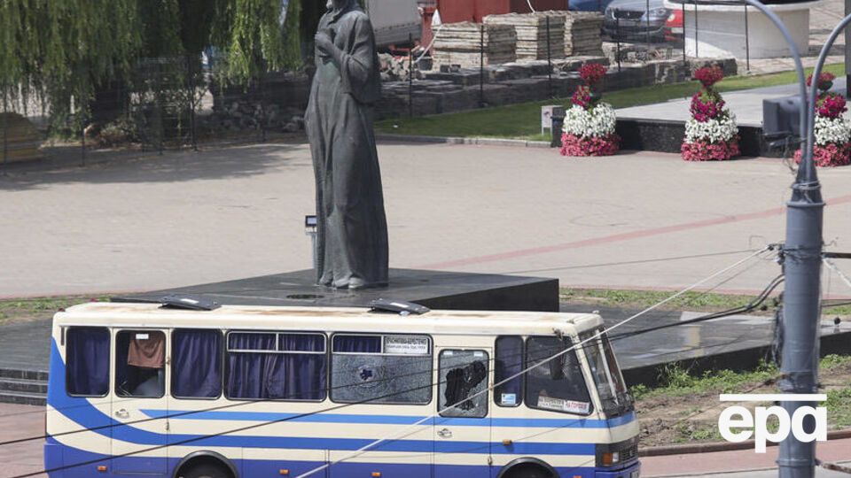 Кривош удерживает заложников в автобусе в Луцке с утра 21 июля