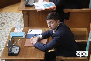 Зеленский подписал закон, принятый на внеочередном заседании Рады