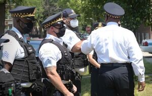 Полиция Чикаго выясняет мотивы стрельбы