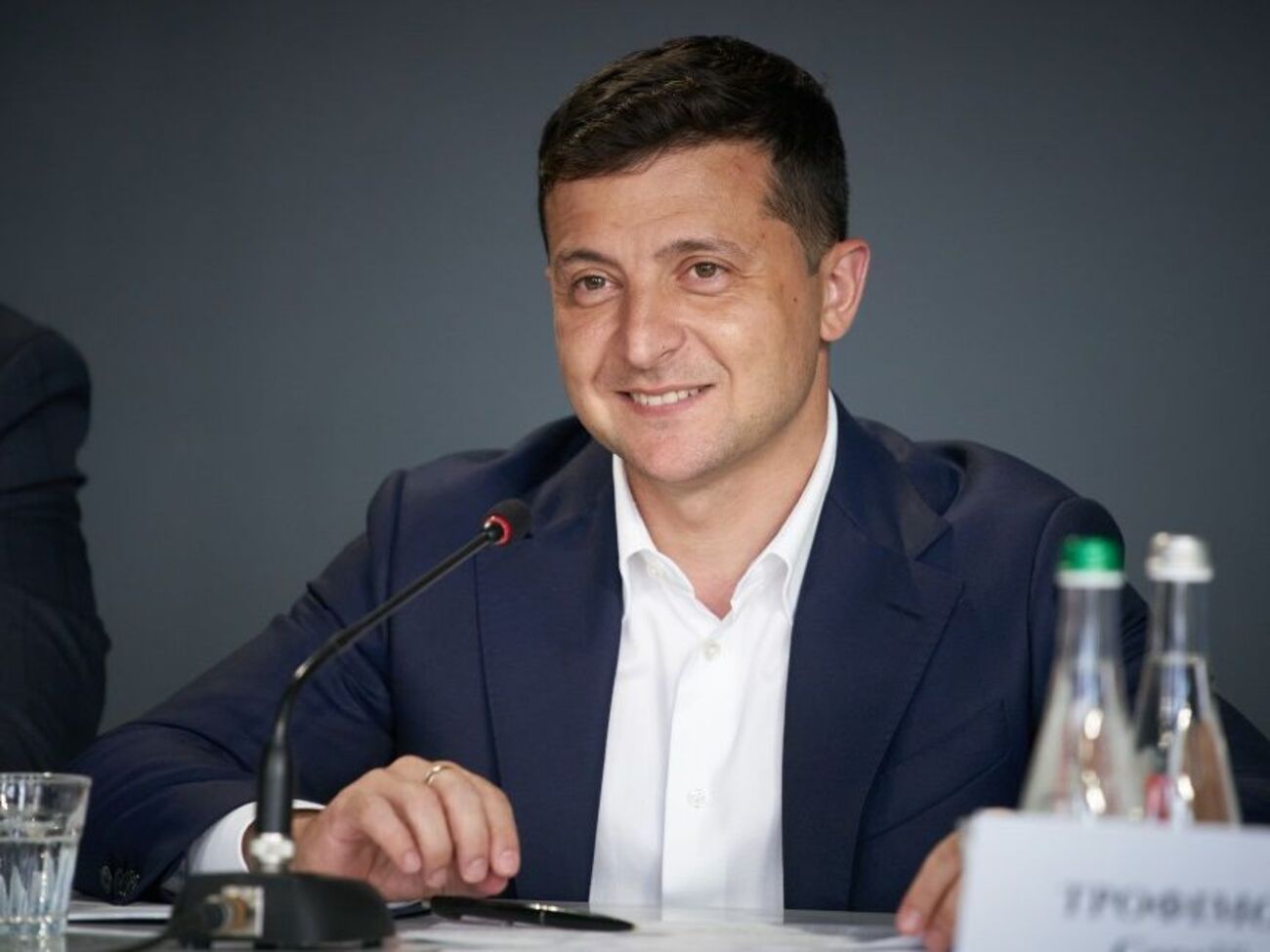 Пекар: Возникает нехорошее предположение, что у президента (на фото) нет чувства юмора