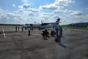 Ужгородский аэропорт принял чартерный самолет из Израиля