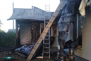 Будинок горів сьогодні вночі