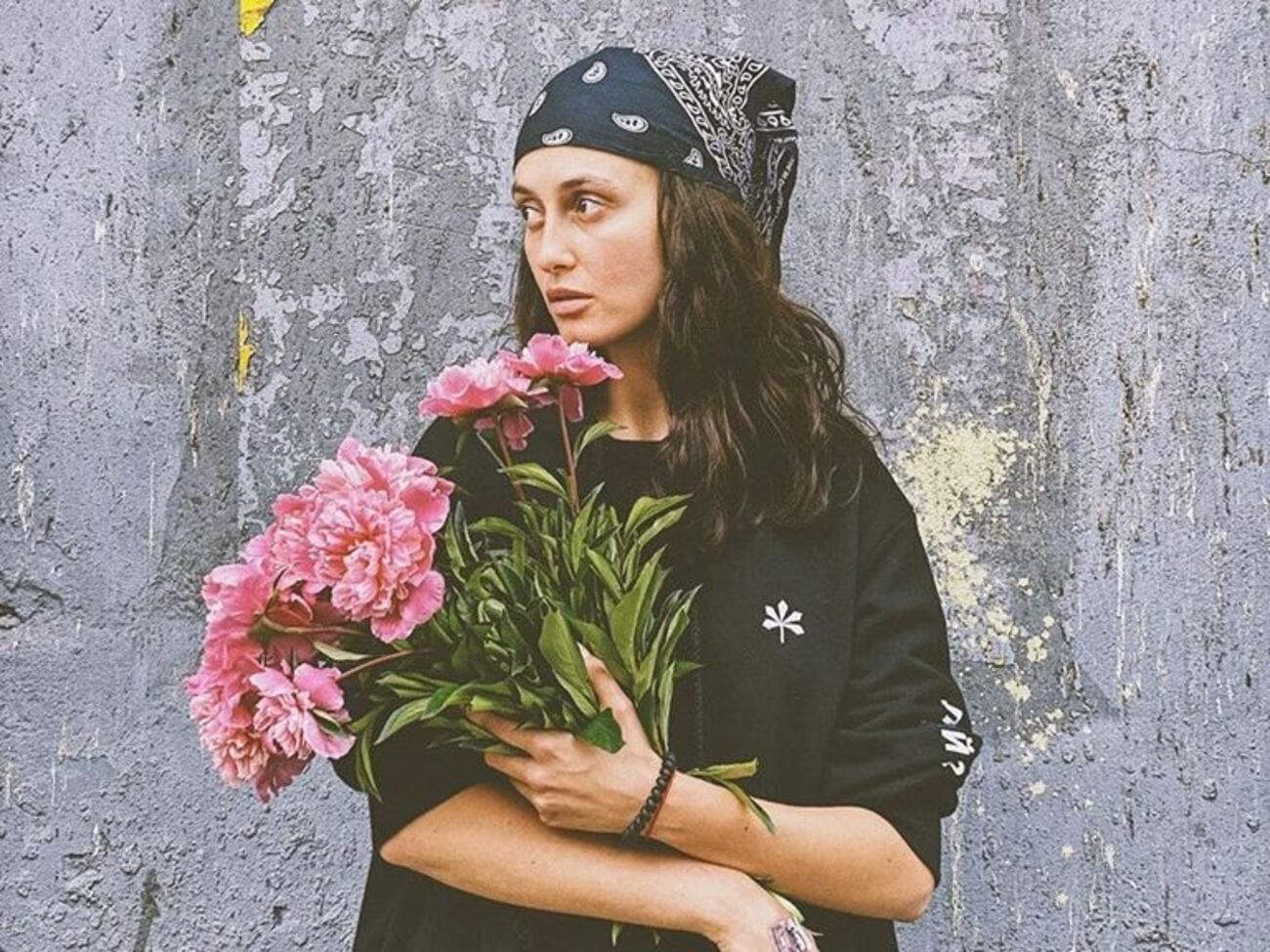 Truth &ndash; трек из альбома "Пинтя. Місто"