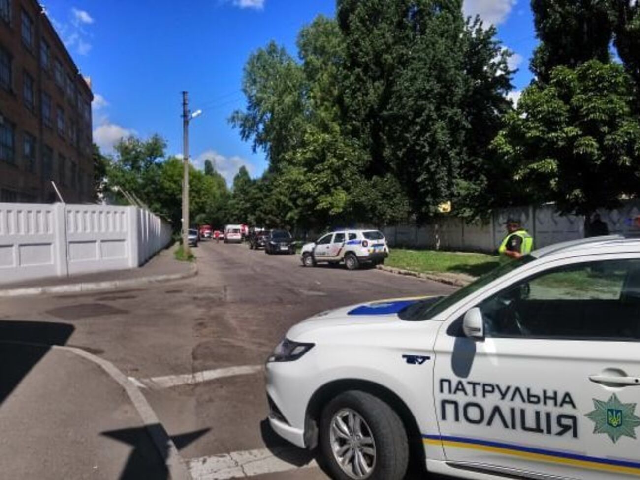 В Полтавской области проводится спецоперация по задержанию подозреваемого в угоне автомобиля