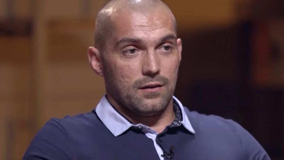 Корецкий руководил группами следователей, которые расследовали все производства в отношении Порошенко