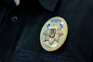 Правоохоронці перевірили машину, яка могла бути замінованою