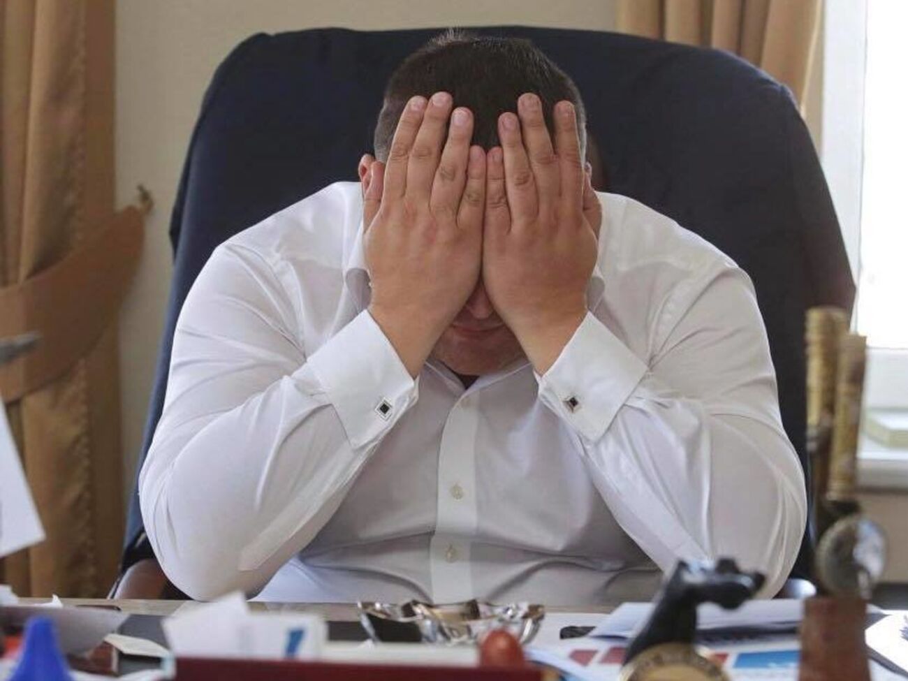 СБУ за год превратили в мыло. И честные офицеры, дававшие присягу Украине, а не золотой монете, говорят об этом уже не скрываясь