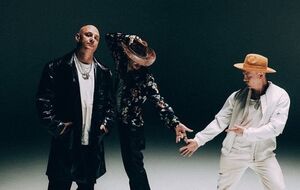 Mozgi: Роздягнуться не тільки чики