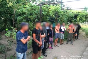 У поліцію повідомило двоє працівників-утікачів
