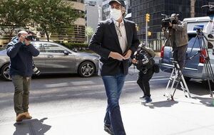 У листопаді 2021 року термін ув'язнення Коена закінчується