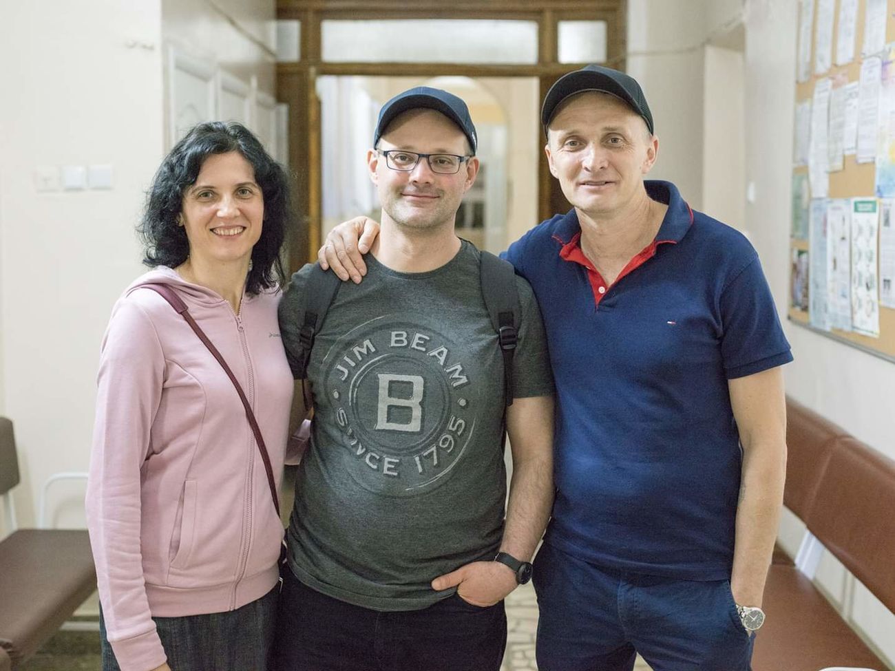У Кучапина (посредине) незадолго до смерти родилась дочь