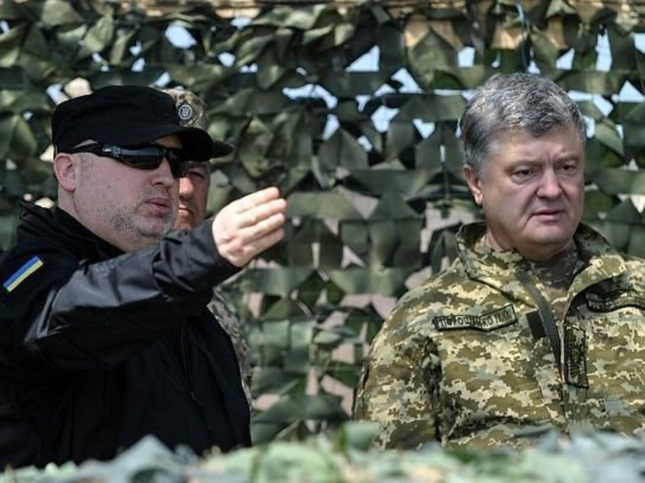 Турчинов: На ключову позицію Порошенко запросив людину, яка ніколи не роздаватиме компліментів