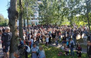 Опозиціонерка Тихановська протягом дня провела три масові мітинги в різних містах Білорусі. Фоторепортаж