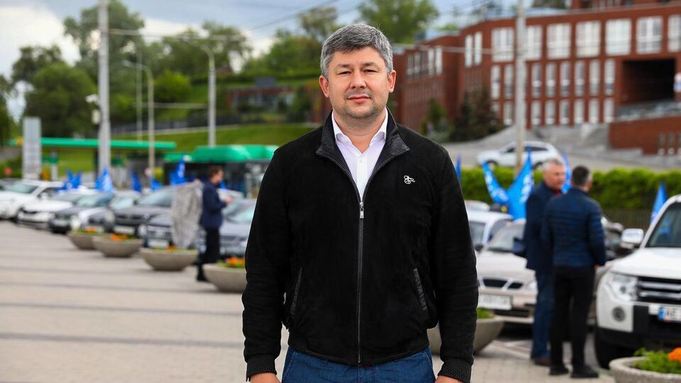 Нікітін посперечався зі співробітниками СБУ про значення слова "референдум"