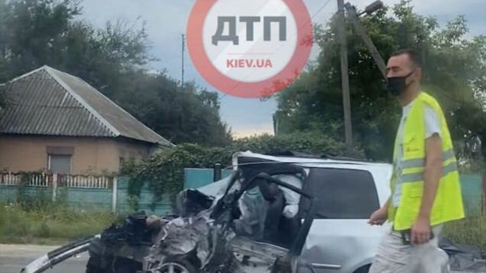 На місці інциденту працюють медики і поліція