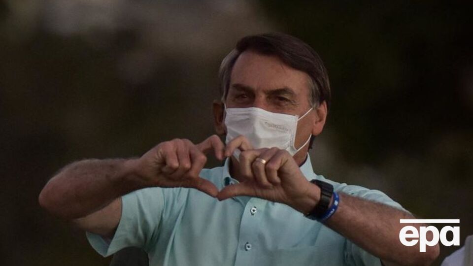 Аккаунты 16 сторонников Болсонару заблокированы