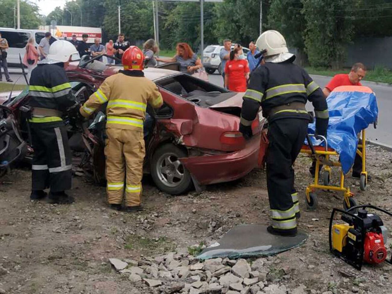 По предварительной информации,&nbsp;водитель иномарки не предоставил преимущество в движении и допустил столкновение с каретой скорой медпомощи
