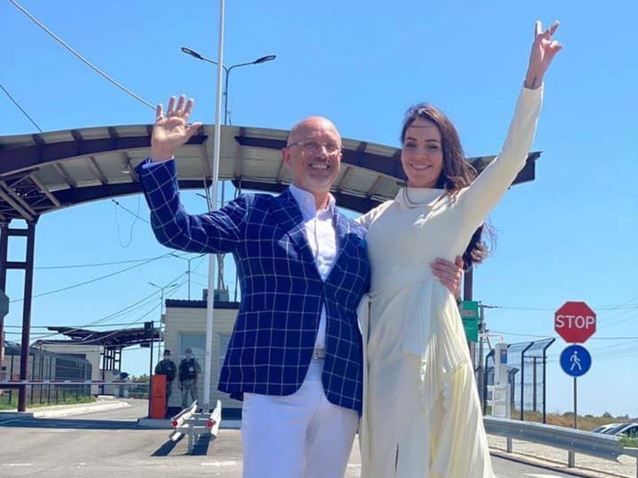 Резников:&nbsp;Брак мы регистрировали в Центре предоставления административных услуг в пункте пропуска "Каланчак"