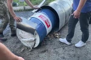 Співробітники пункту пропуску помітили незаводські шви на паливному баку і саморобні кріплення