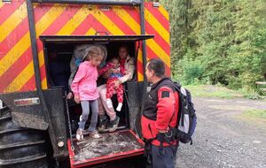 Серед туристів були діти