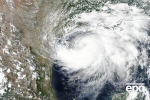 У Техасі залишається загроза повені і торнадо