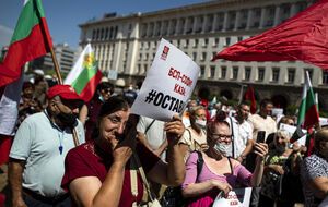 У Болгарії тисячі людей вимагають відставки уряду. Фоторепортаж