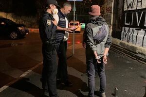Одного затриманого передали поліції