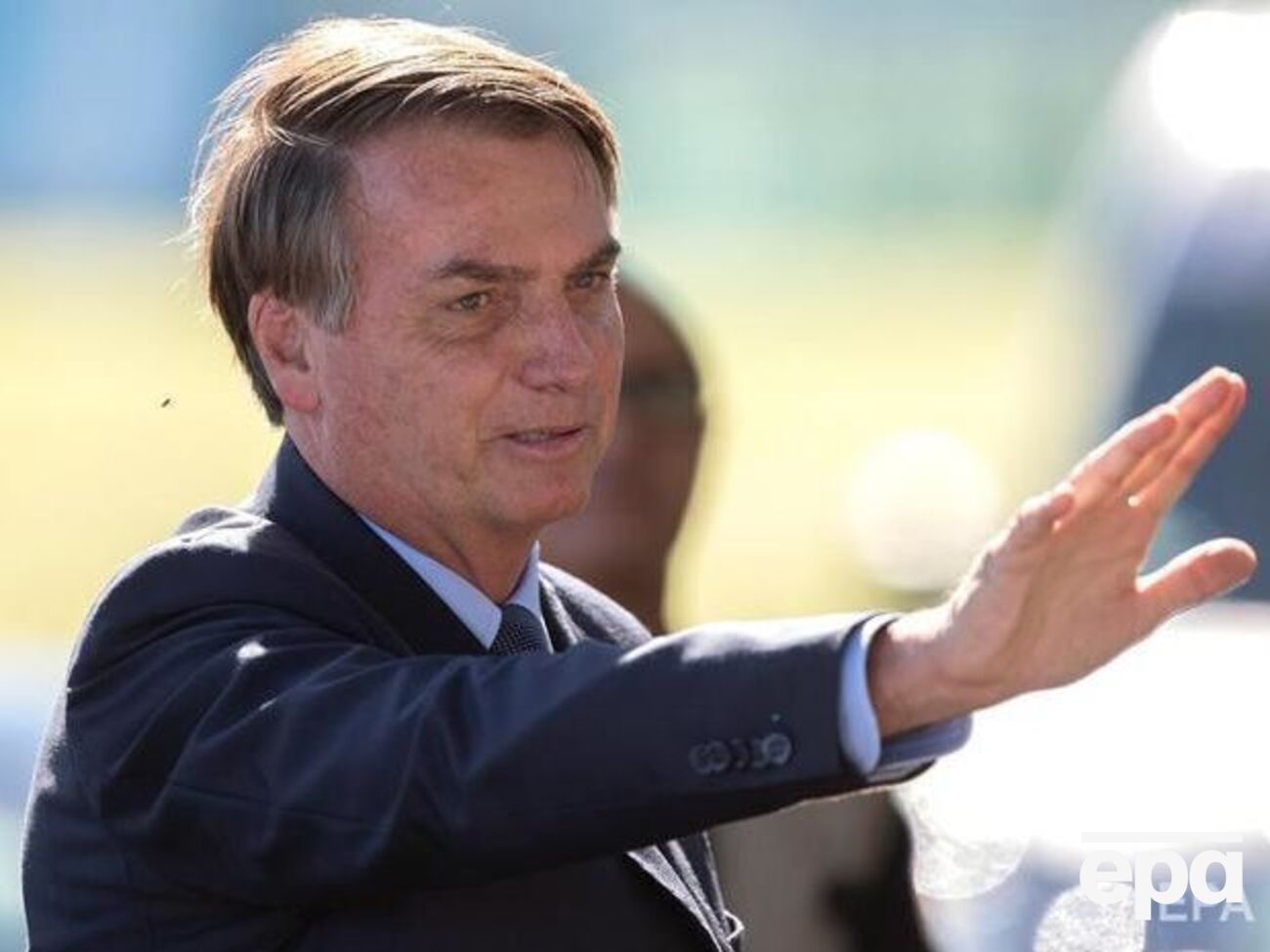 6 июля у Болсонару подтвердили COVID-19