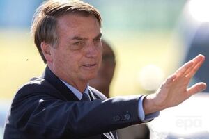 6 июля у Болсонару подтвердили COVID-19