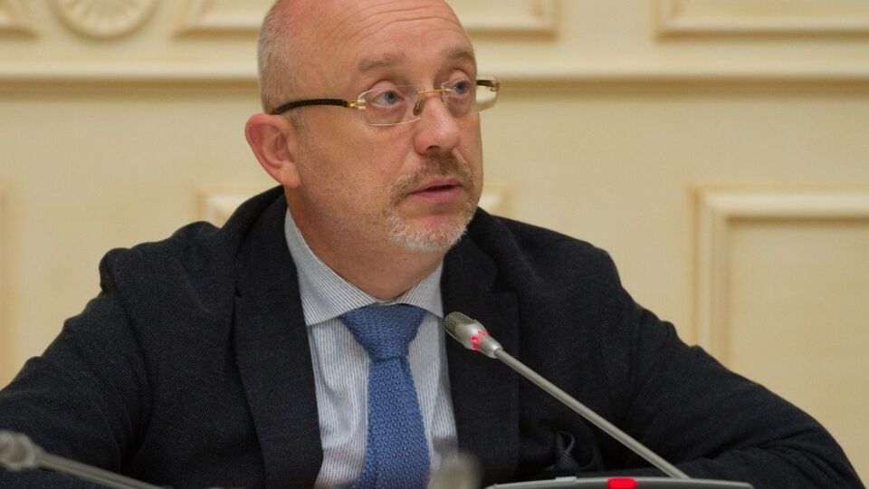 За інформацією Резнікова, російська сторона не відмовляється від участі у СЦКК, але висуває свої вимоги