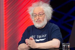 Венедиктов: Я помню, когда Петр Порошенко был избран в 2014-м, у нас все говорили, включая и Владимира Владимировича: "Ну с Петром Алексеевичем мы давно знакомы, он системный политик – попробуем с ним решить все вопросы"