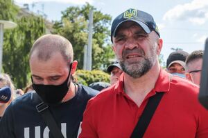 Мангер перебуває під арештом