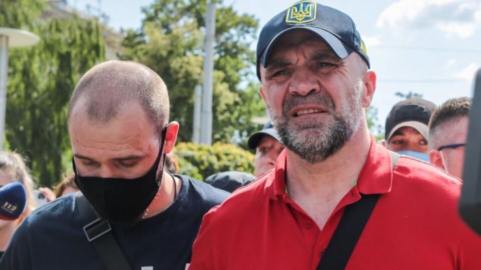 Мангер перебуває під арештом