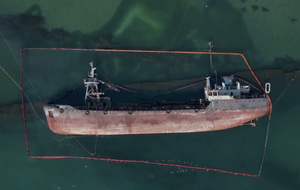 Криклий: Теперь мы как можно скорее решим проблему с танкером и наконец-то освободим пляж "Дельфин" от токсичного металлолома