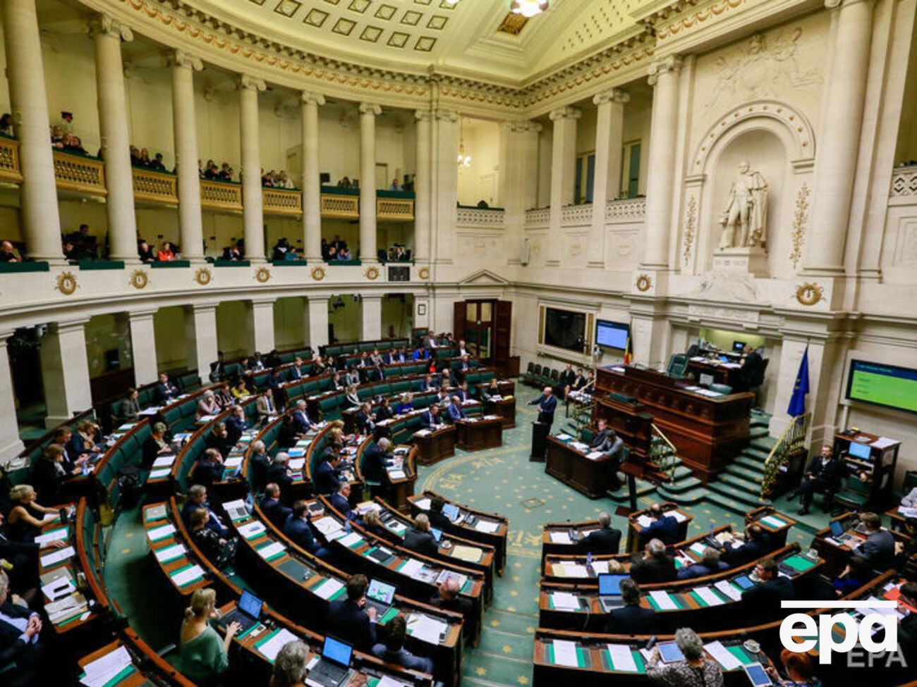 Правоохранители уже изучили камеры наблюдения и допросили задержанного