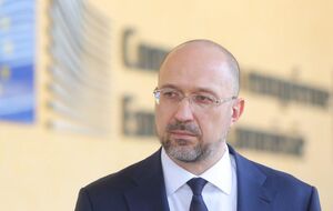 Шмигаль запевнив, що курс гривні формує ринок