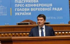 Разумков передал законопроект на подпись президенту