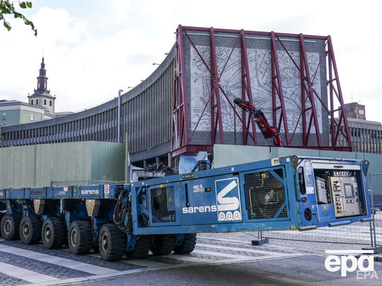 В Осло демонтируют многотонную работу Пикассо