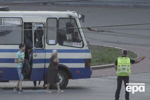 Перед звільненням заручників стався дивний епізод із роздаванням купюр, з'ясували луцькі журналісти