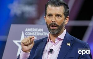 Трампу-младшему отключили возможность публиковать твиты на 12 часов