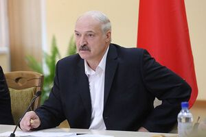 Лукашенко є президентом Білорусі з липня 1994 року