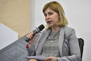 Стефанишина: Думаю, с сентября можно будет говорить о более активном диалоге