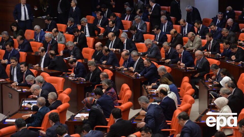 Правящая партия президента Реджепа Эрдогана поддержала законопроект