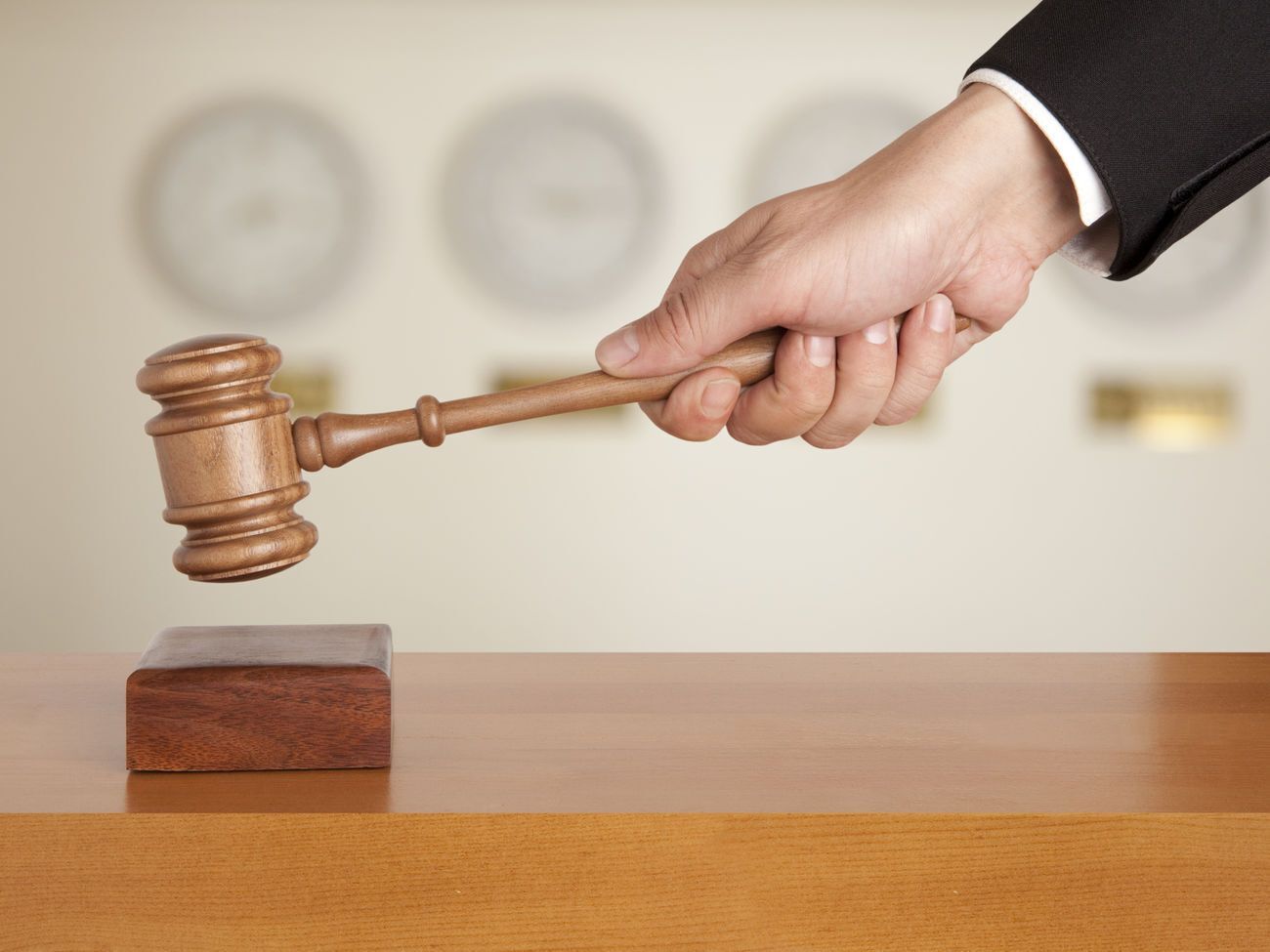 Работа Бэнкси ушла с молотка