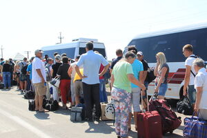 На кордоні з окупованим Кримом і територіями Донецької та Луганської областей створять мобільні центри надання адмінпослуг