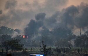 Днем 6 июля вспыхнул масштабный пожар на территории Боровского и Ахтырского лесничеств