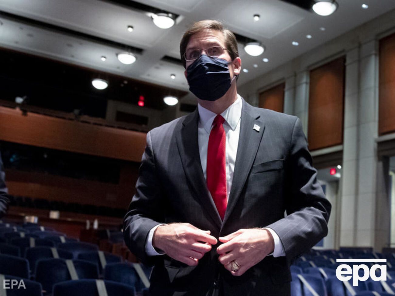 Еспер заявив, що передислокацію американських військ розпочнуть за кілька тижнів