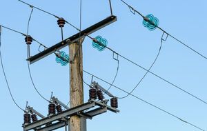 Згідно з даними регулятора, зношеність мереж в Україні становить 80%